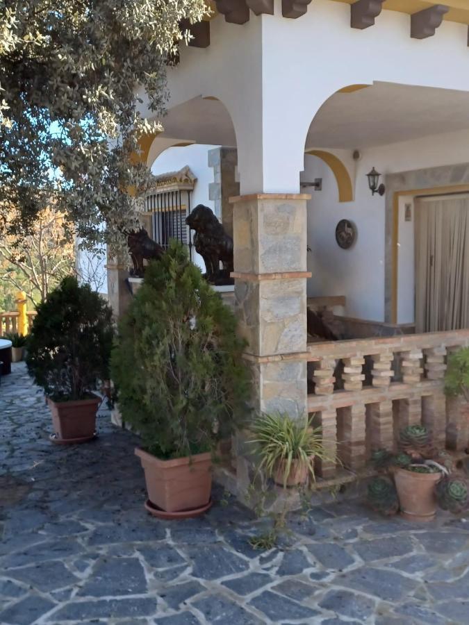 Villa Martinez Alquiler Rural Isabel Alcalá del Valle Eksteriør bilde