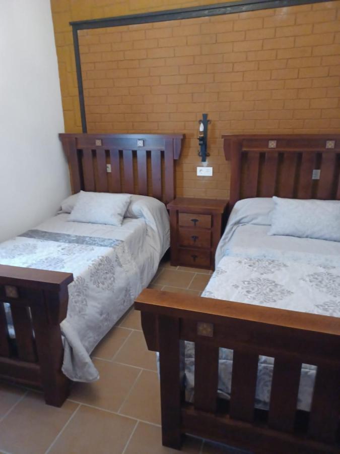 Villa Martinez Alquiler Rural Isabel Alcalá del Valle Eksteriør bilde