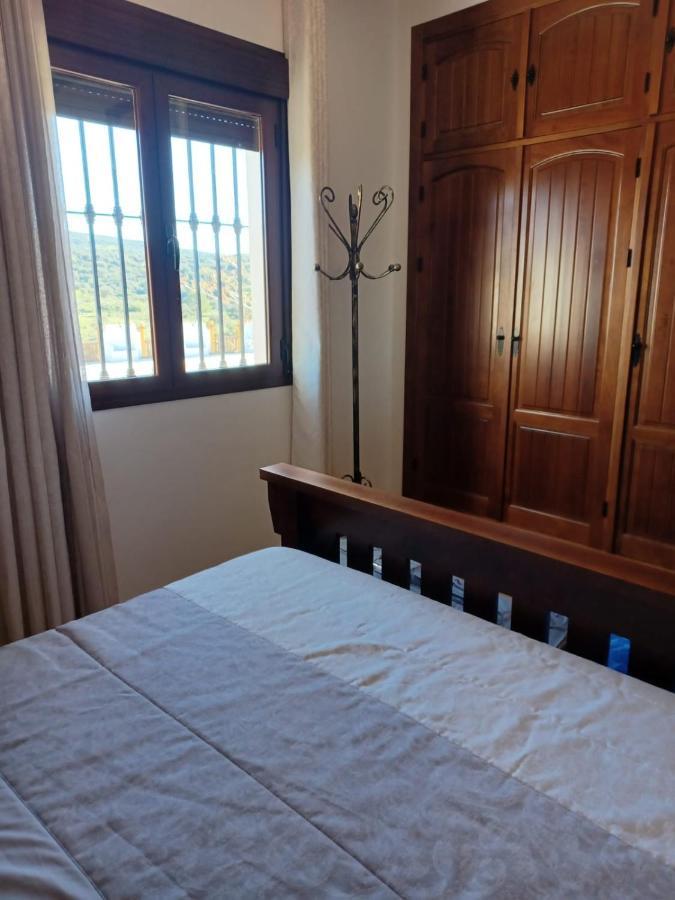 Villa Martinez Alquiler Rural Isabel Alcalá del Valle Eksteriør bilde
